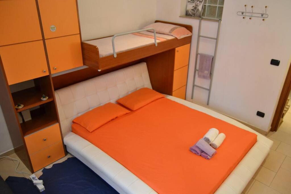 Letto Ad Acqua H2Ome Apartment Bari Exterior photo